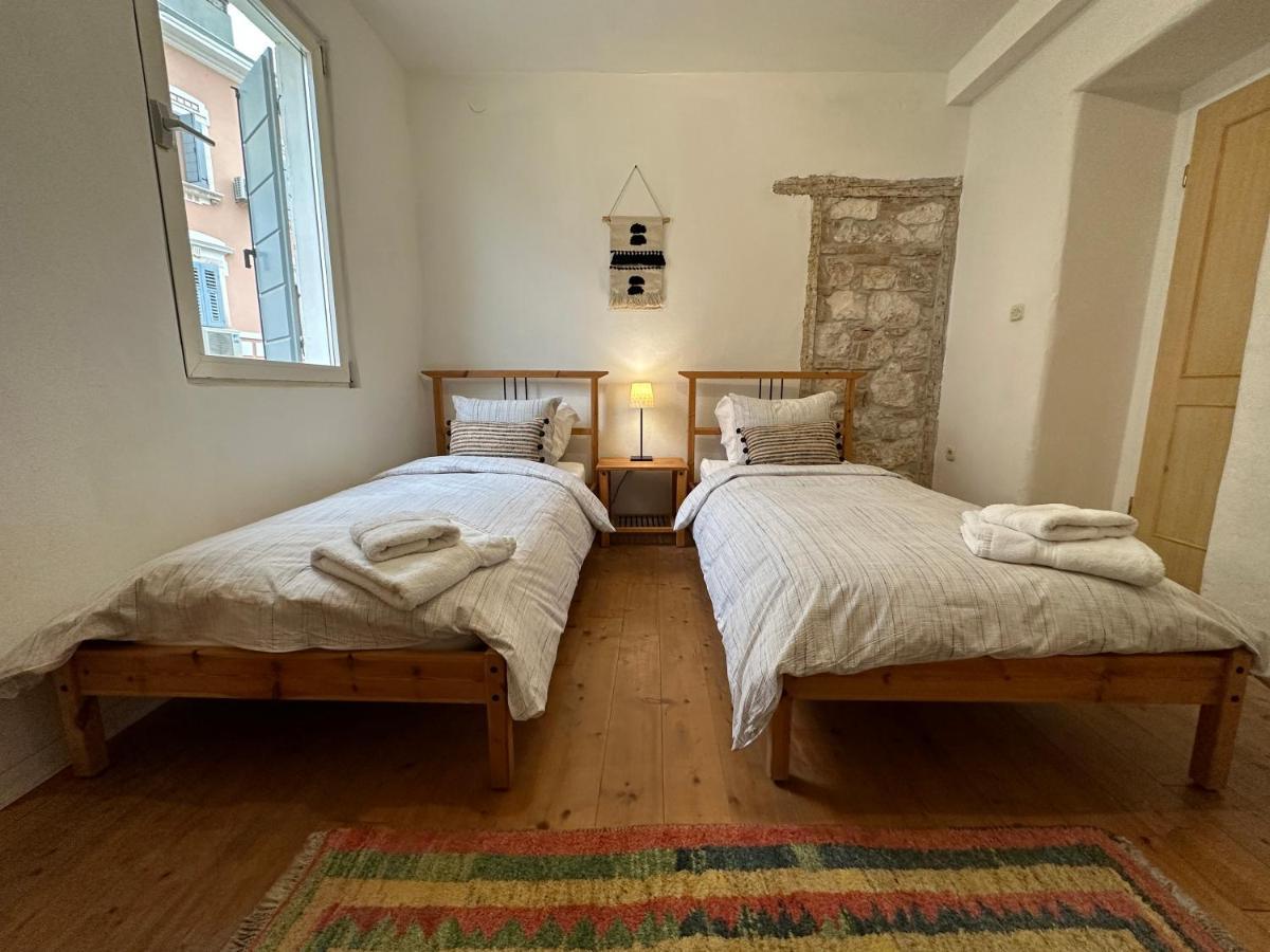 5C Luxury Apartment Ρόβινι Εξωτερικό φωτογραφία